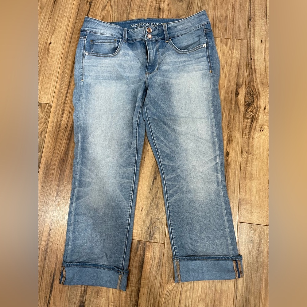 American Eagle Artist Crop jeans. Size 12